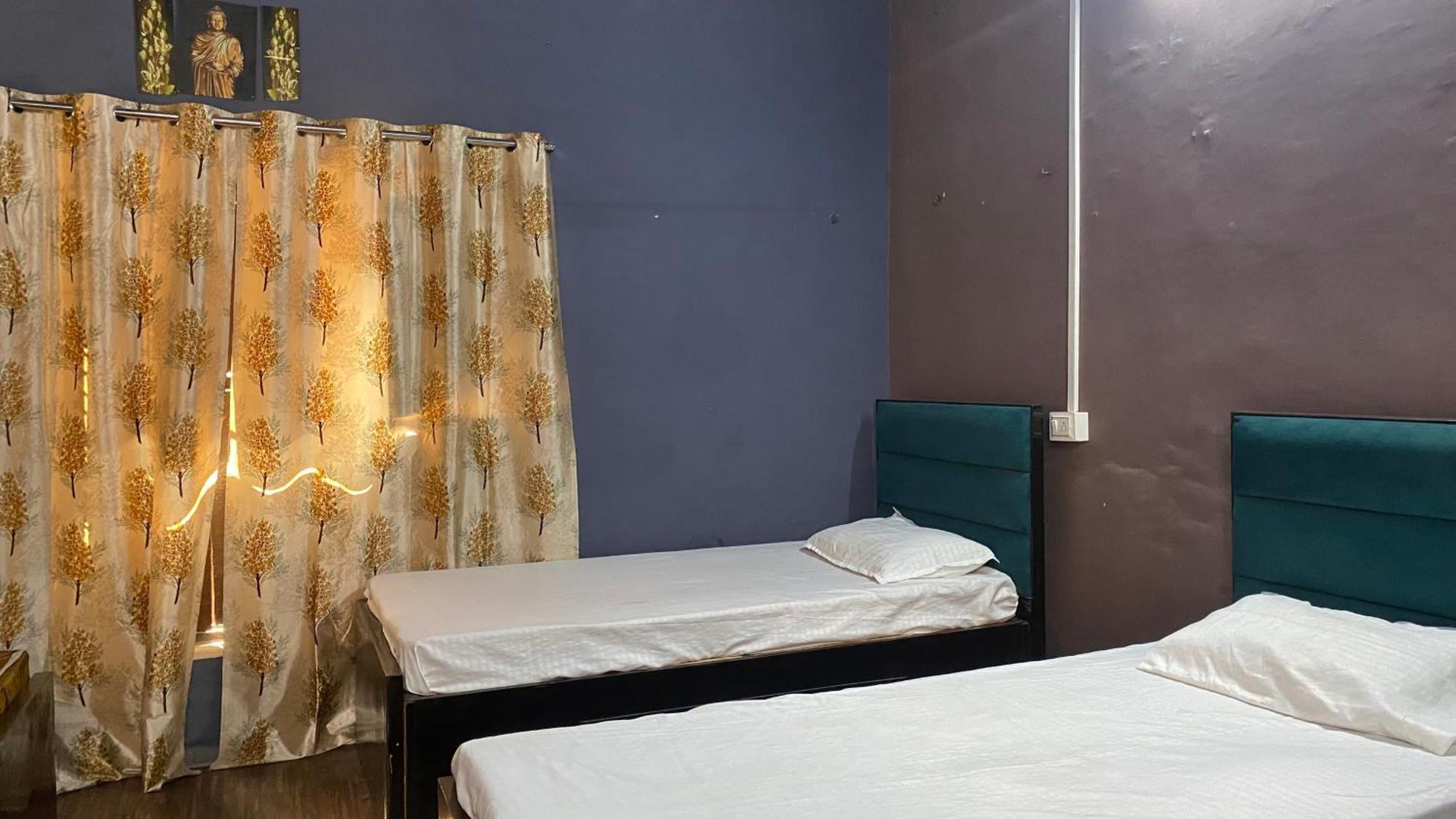 Rudra Home Stay Varanasi Luaran gambar